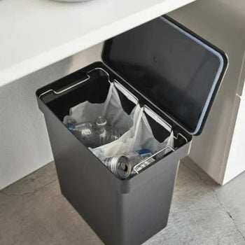 Yamazaki Tower luchtdichte prullenbak - zwart