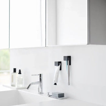 Yamazaki Tandenborstel- en tandpastahouder - zwart